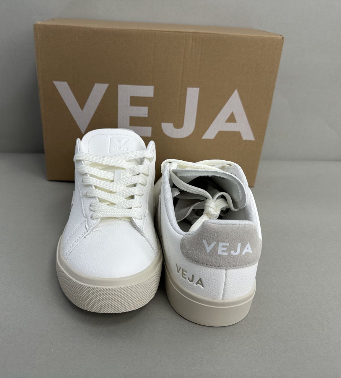 Veja  Shoes                                