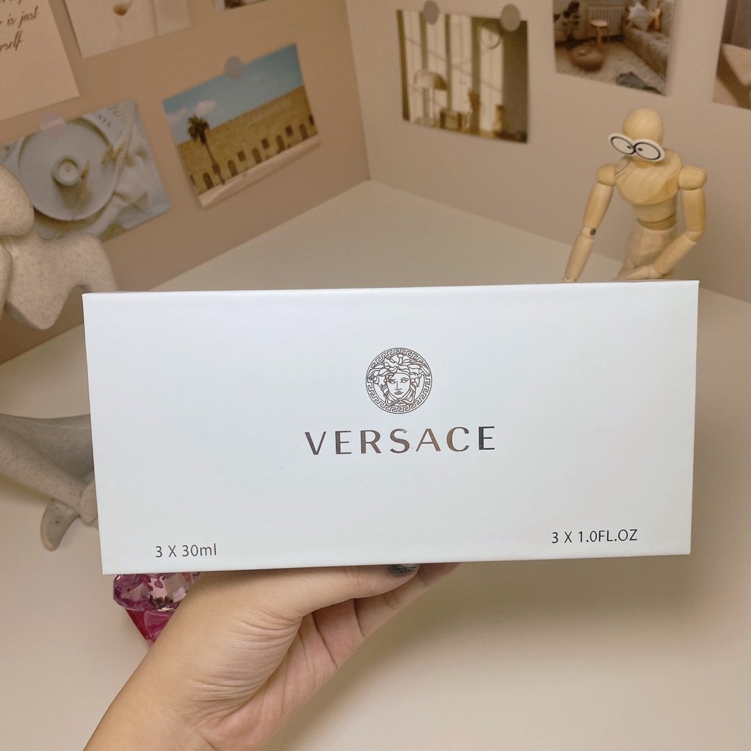 Versace Crystal Diamond Sample Set (30ml x 3 with spray nozzle)