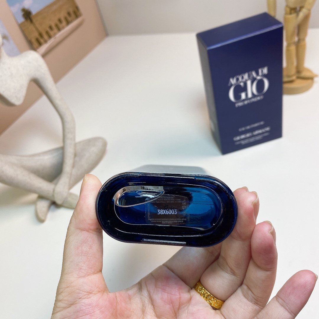 Armani Acqua di Gio (Men's Deep Blue Edition) 100ml