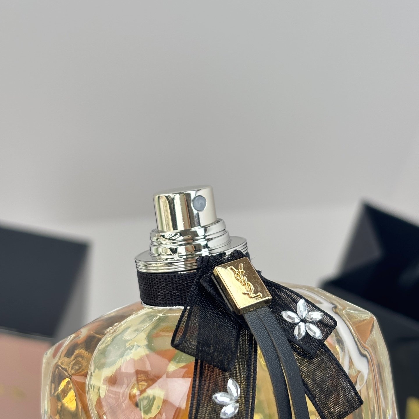 Yves Saint Laurent Mon Paris Floral Eau de Parfum - Dare to Love 90ml