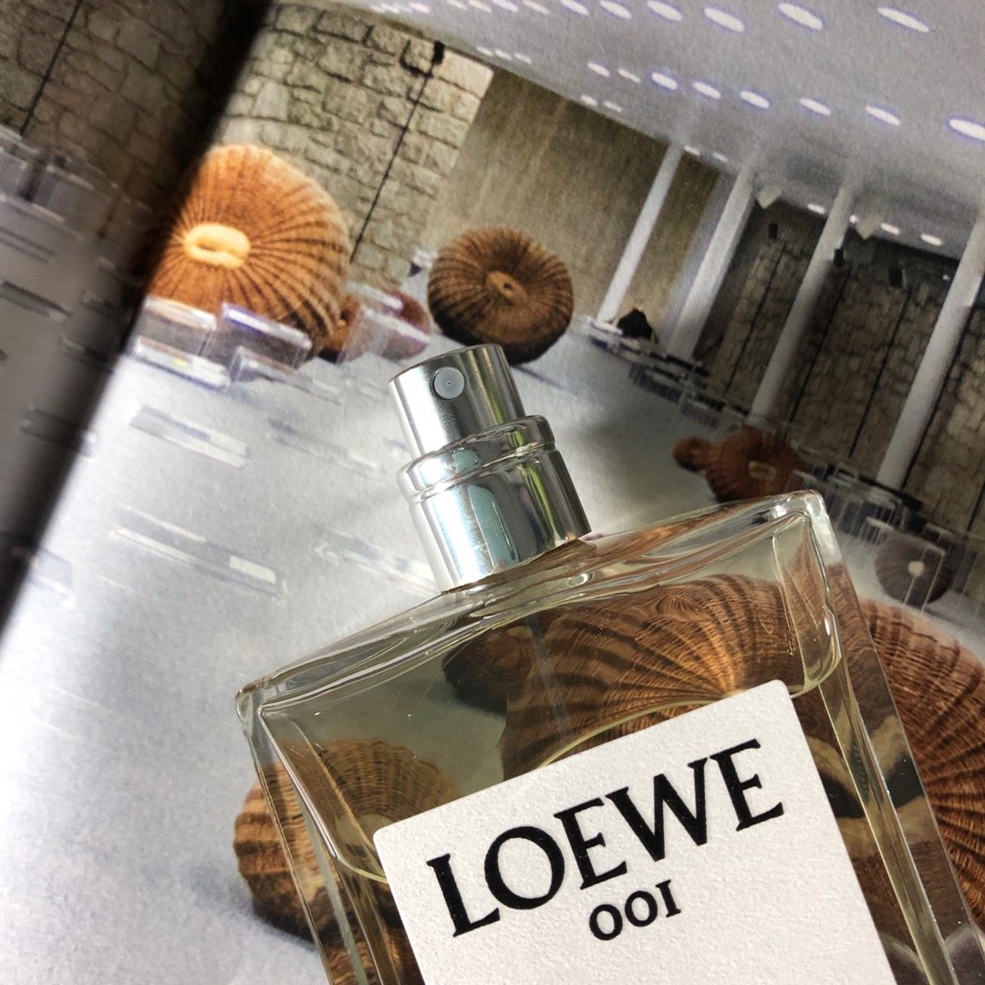 Loewe perfume