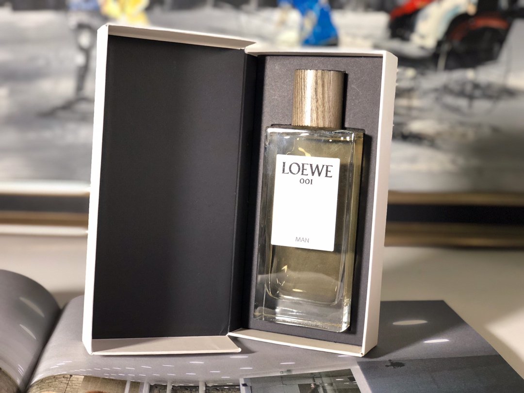 Loewe perfume