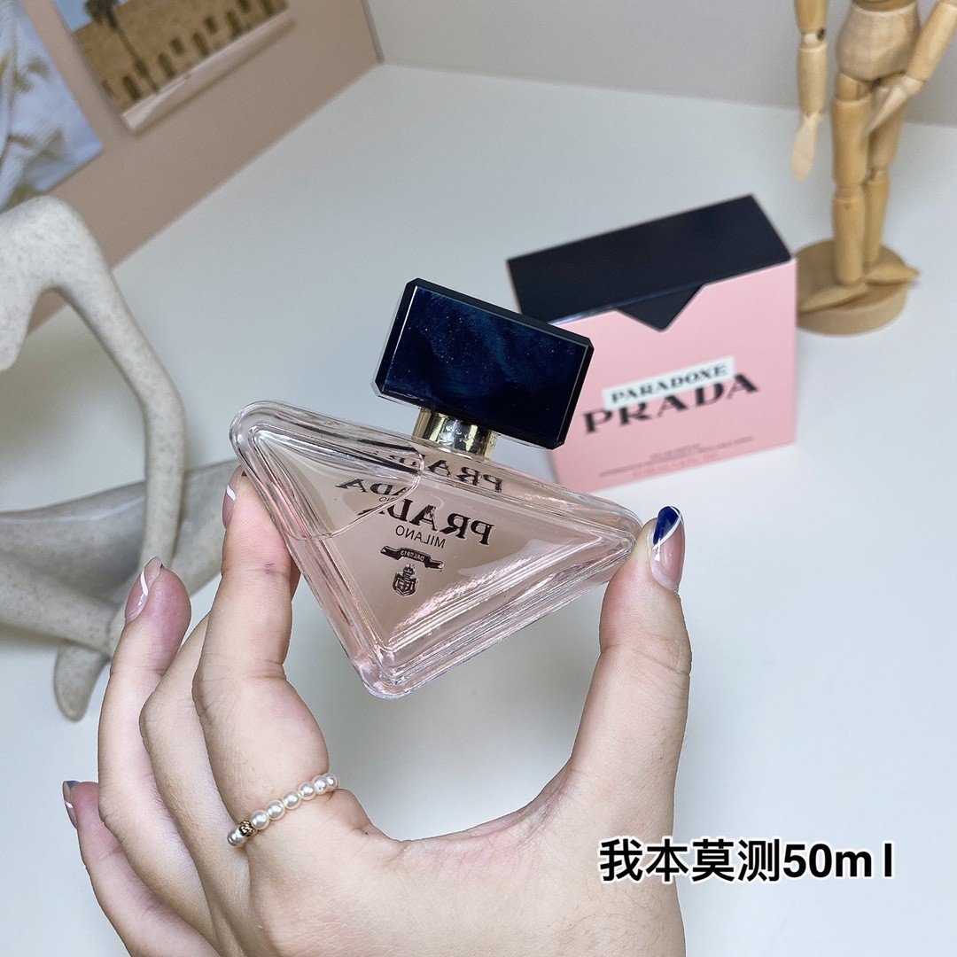 Prada Unpredictable Perfume