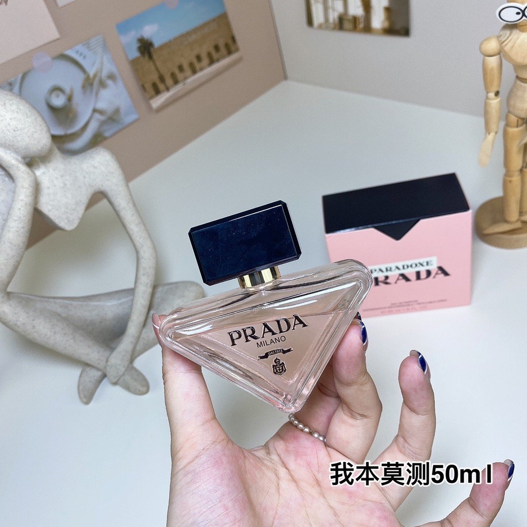 Prada Unpredictable Perfume