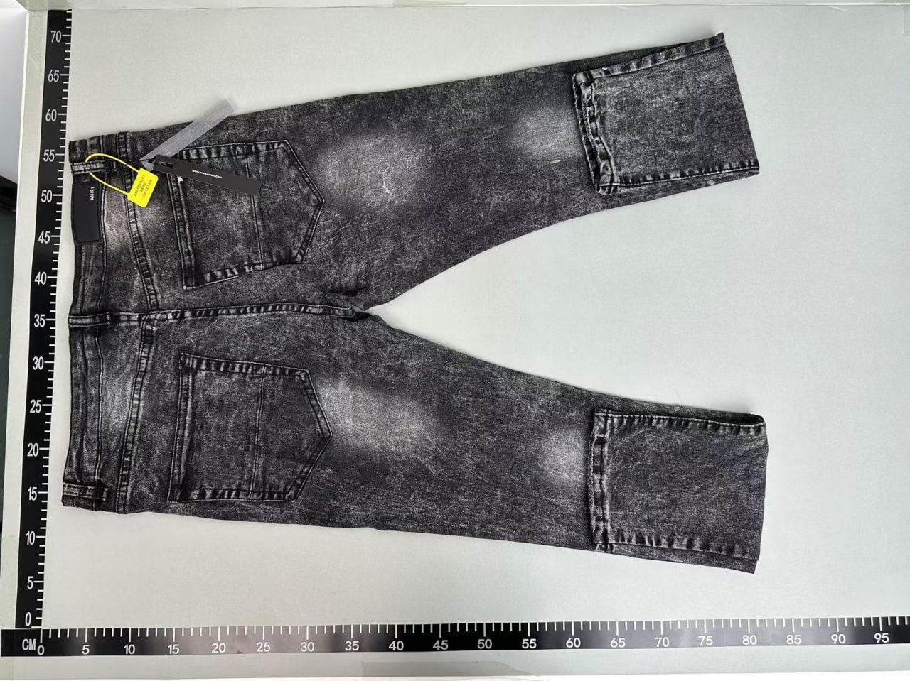 Amiri Jeans                                