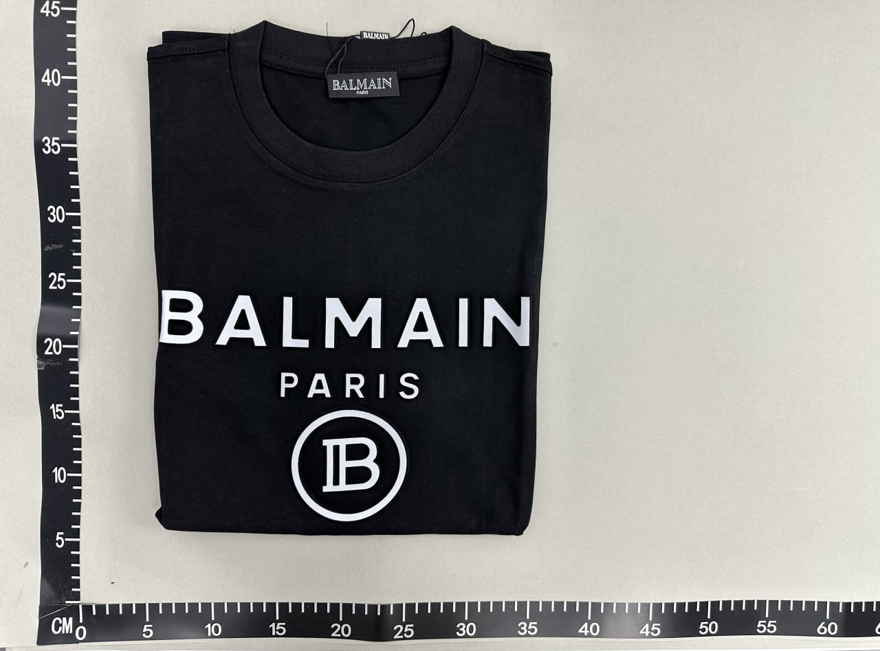 Balenciaga Tee                                