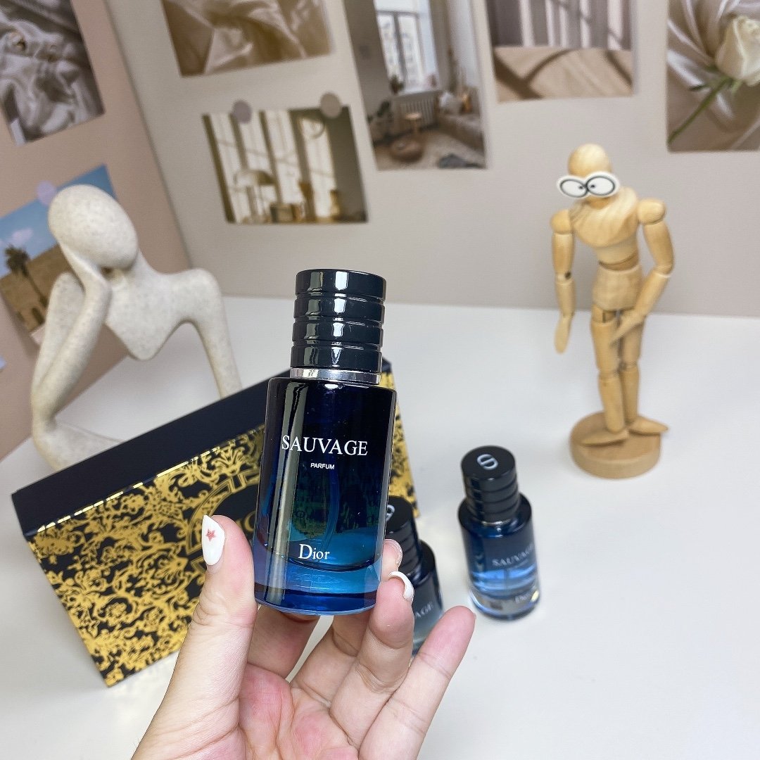 Dior Sauvage perfume sample set 30ml (3 pieces)