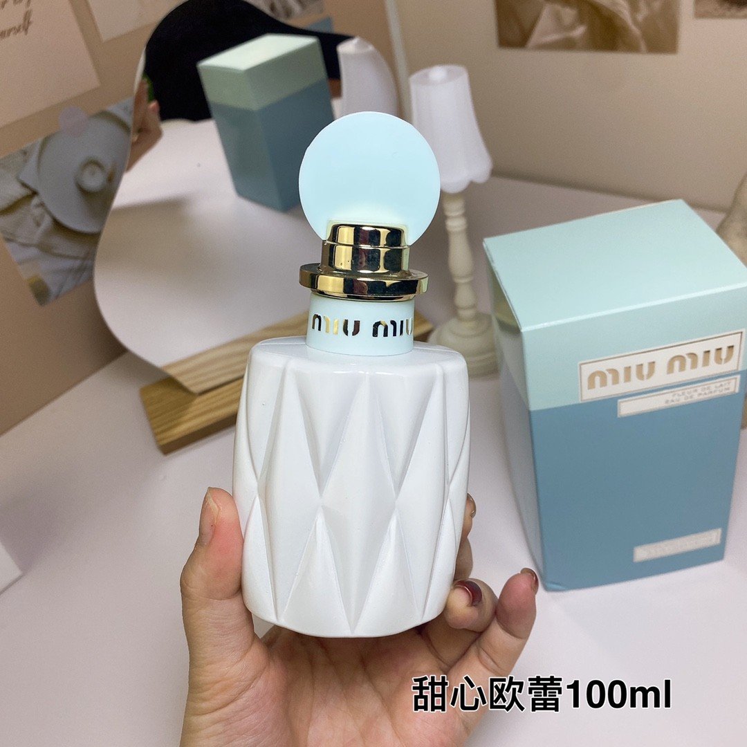 miumiu perfume