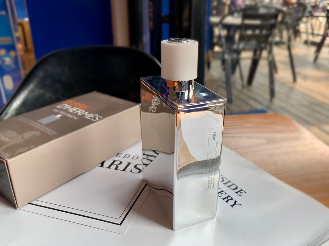 Hermès Terre d'Eau Limited Edition Silver Perfume 100ml