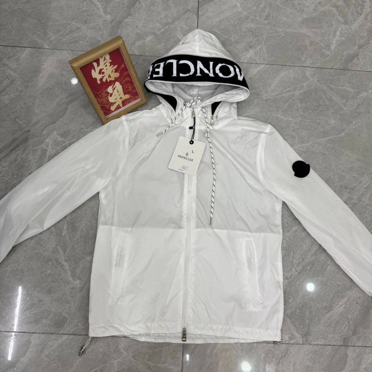 gucci  Moncler  Burberry  THE NORTH FACE   Jackets                       