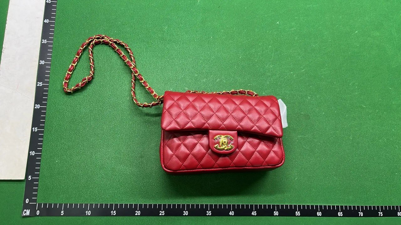 Chanel  Chain crossbody bag 